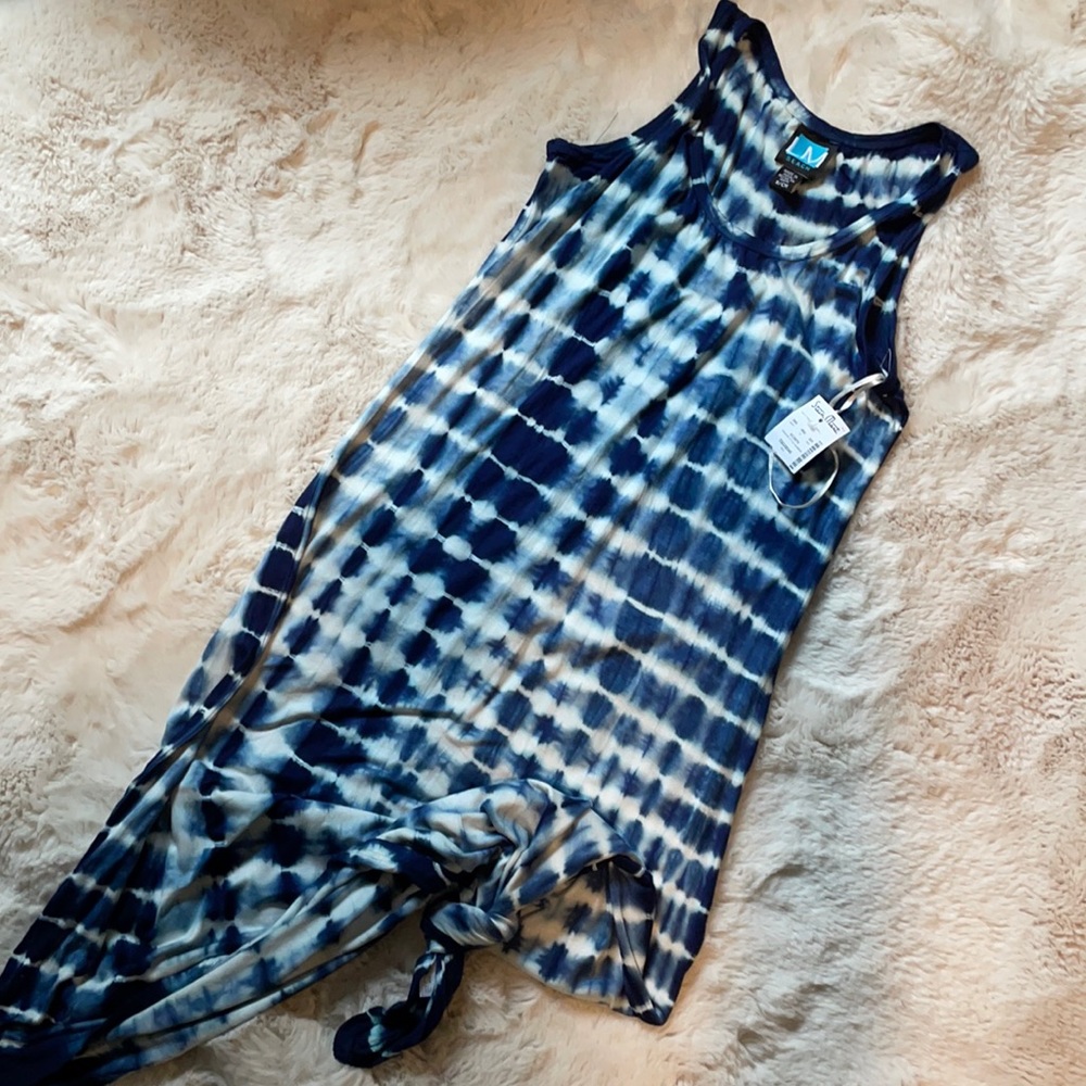 The perfect tie-dye beach cover-up
